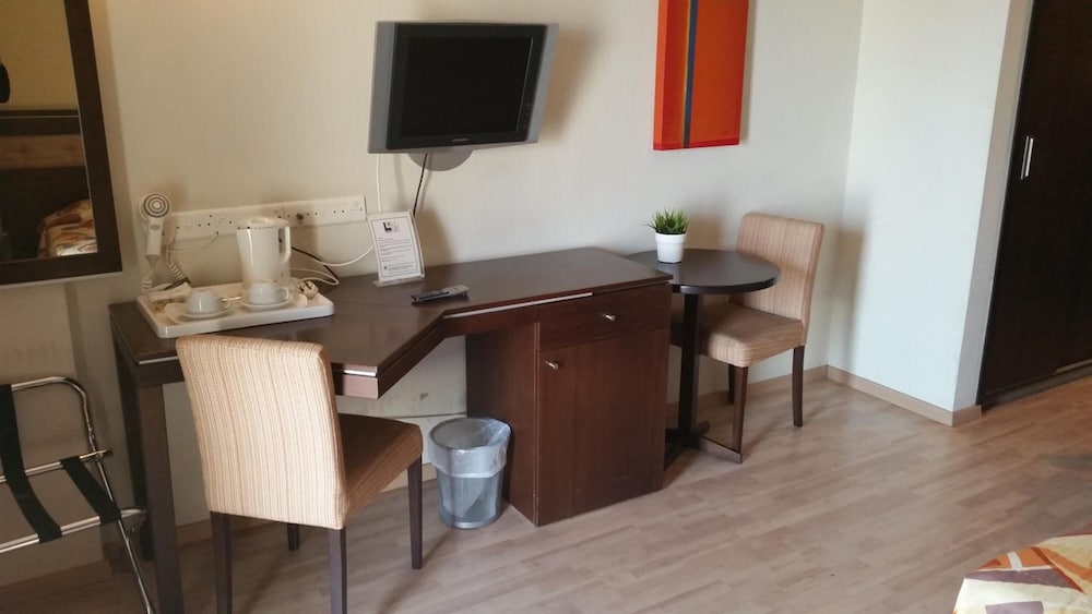 Livadhiotis City Hotel 53/64