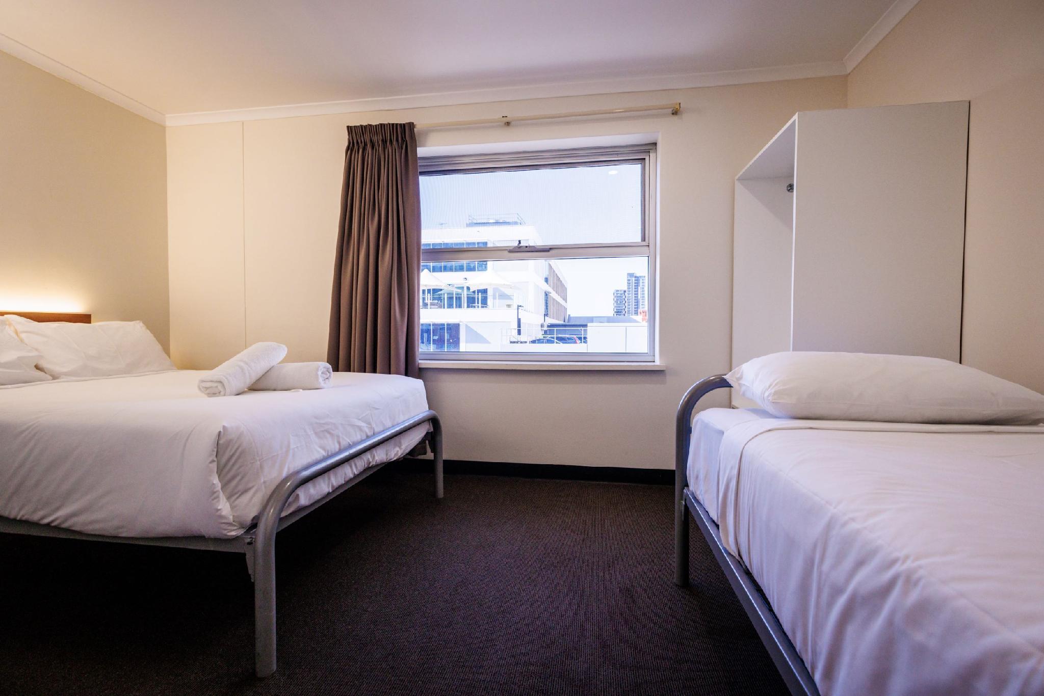 Room, Single Bed, Queen Bed