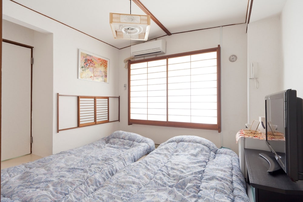 Business Hotel Shin-Okubo Sekitei 34/41