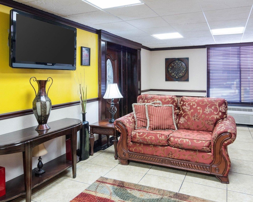 Quality Inn Shreveport 30/50