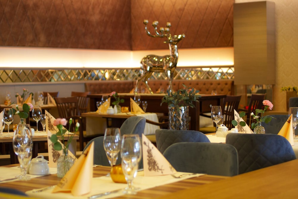 FALK SEEHOTEL PLAU AM SEE 31/50