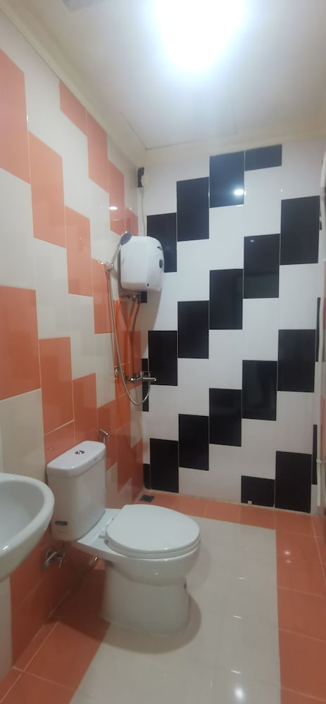 Collection O Balikpapan Near Balikpapan Super Block Formerly City Inn Hotel 29/37