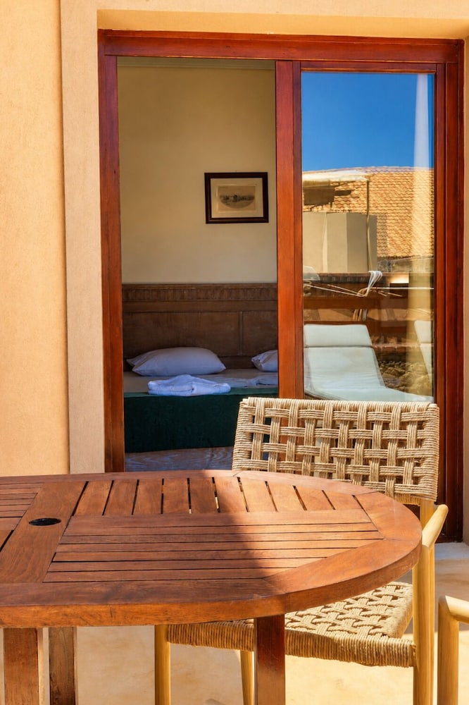 Mylos Hotel & Apartments 41/50
