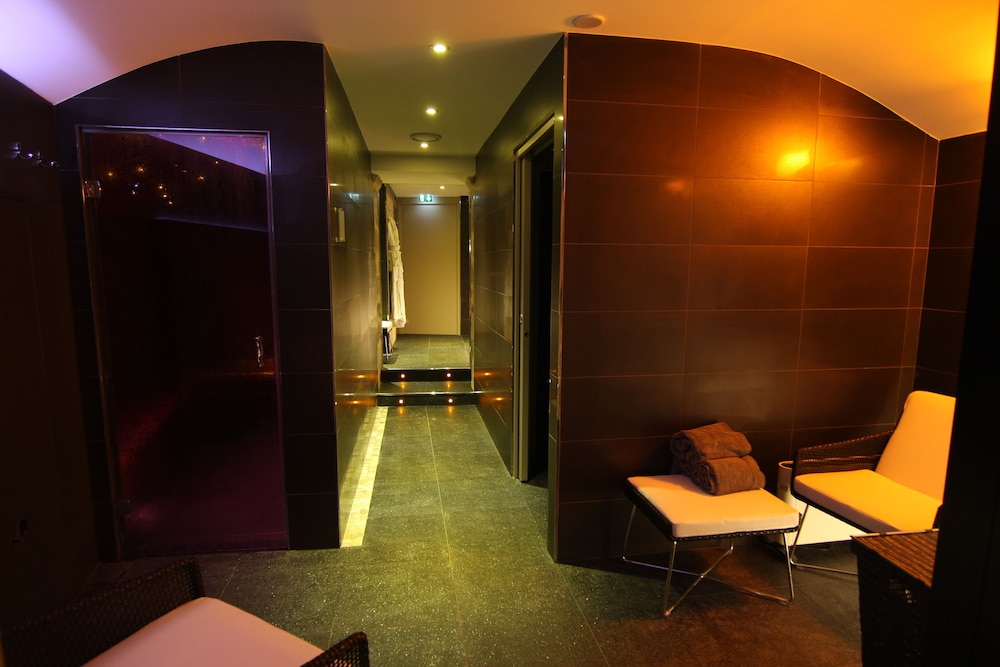 Hostellerie Du Chapeau Rouge 24/49