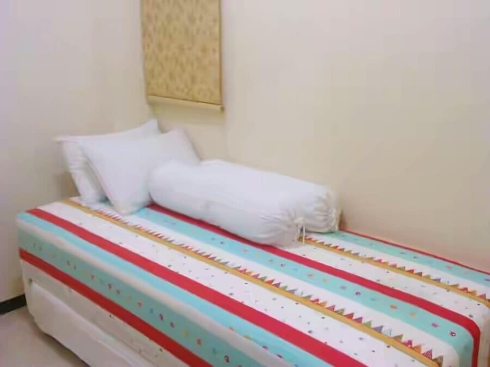 2 BEDROOMS, FAMILY, APARTMENT