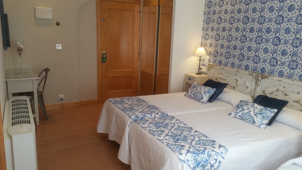 Hosteria Villa de Castro 9/71