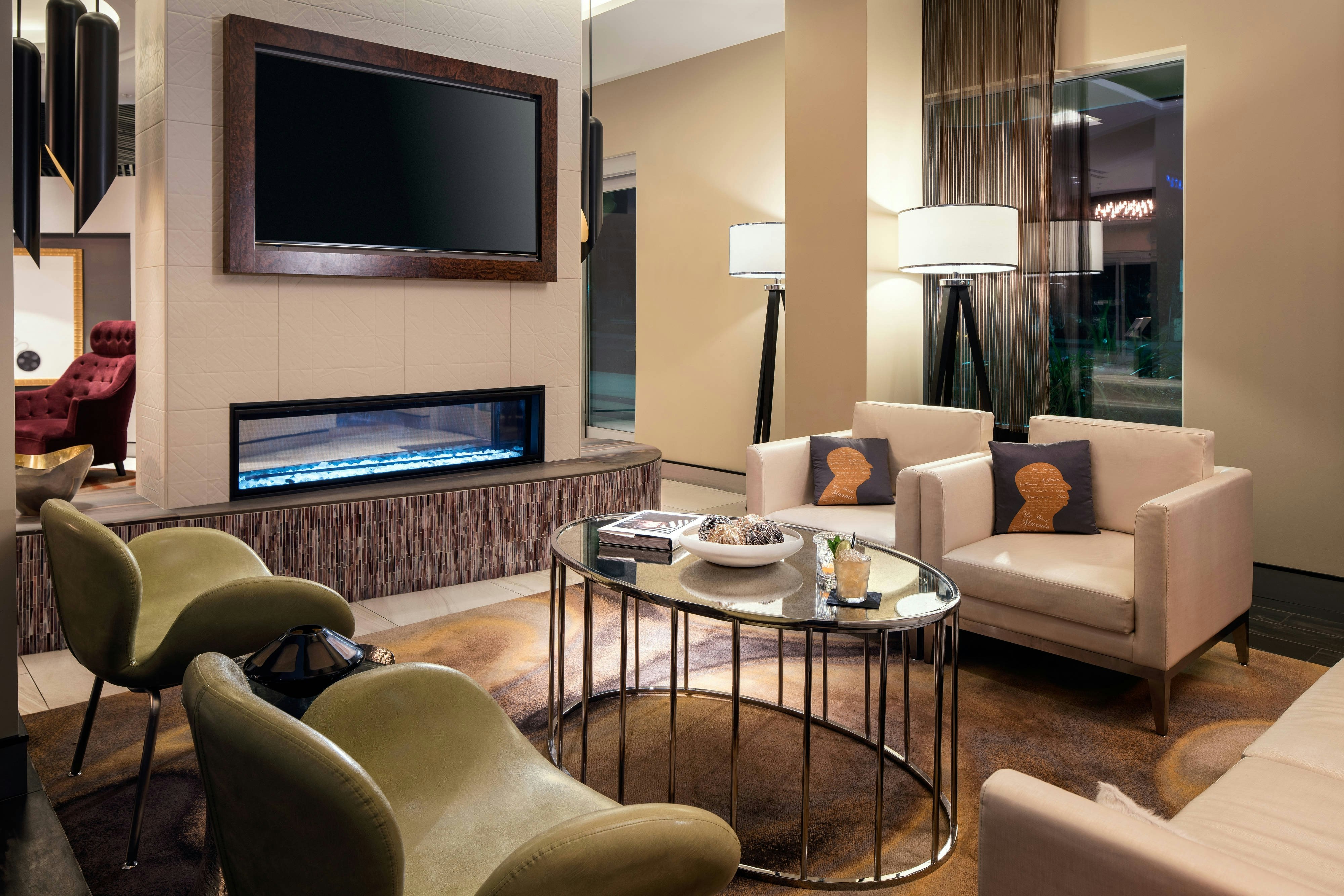 Springhill Suites Los Angeles Burbank/downtown 33/37