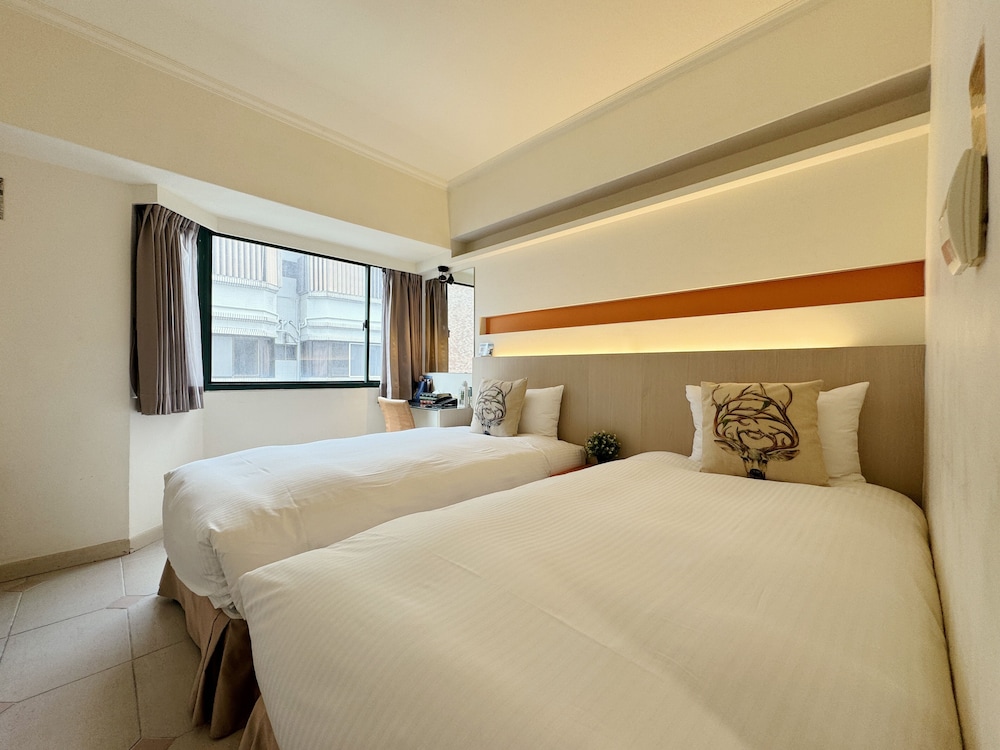 SUPERIOR, TWIN BEDS