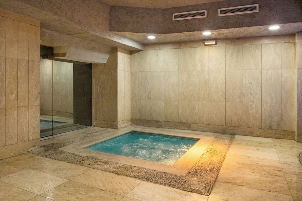 Orka Royal Hotel 29/50