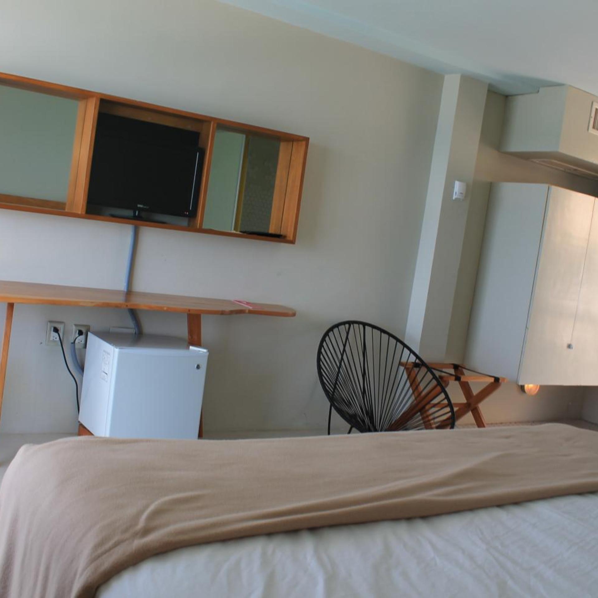 غرفة بسرير كينج بإطلالة على البحر، Hotel Rocamar Isla Mujeres 6/10