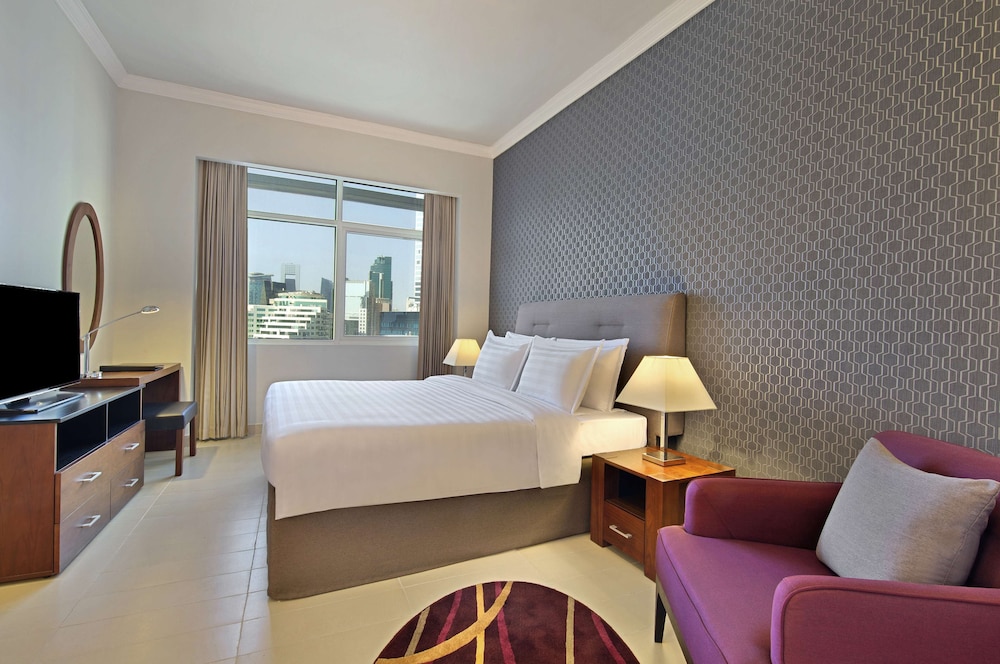 THE CURVE HOTEL 21/74