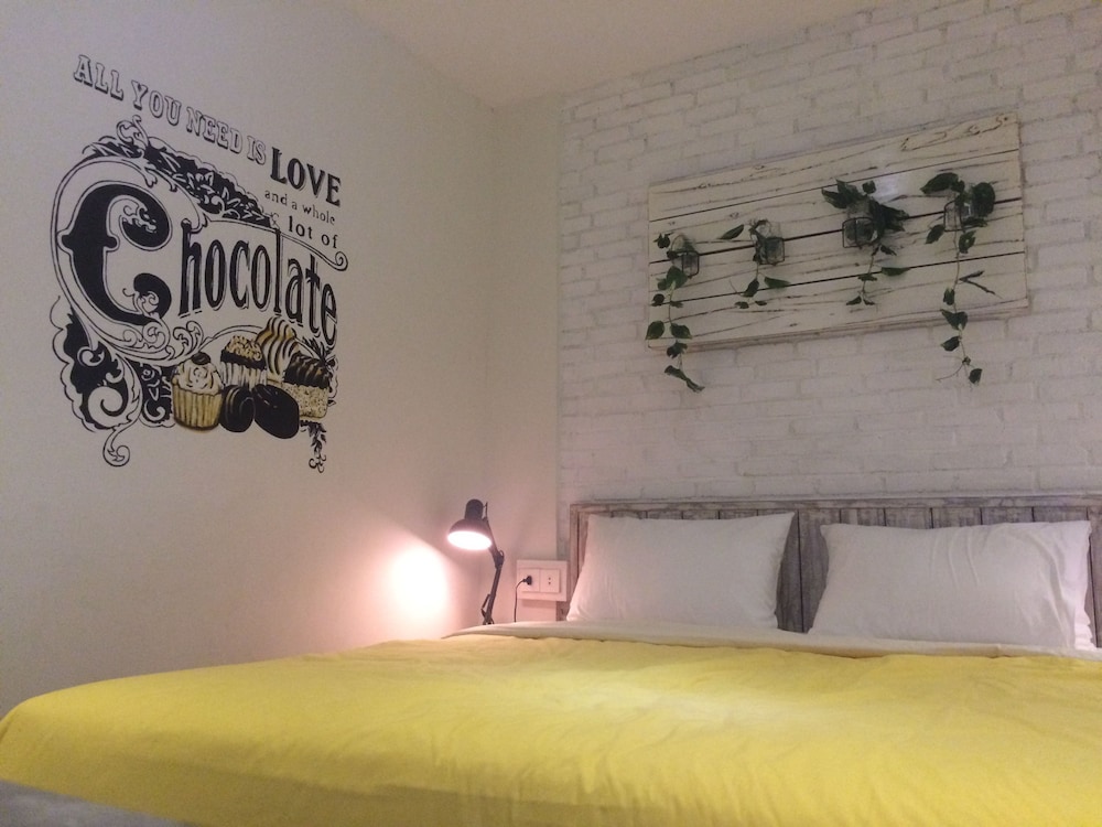 Summerbird - Bed And Brasserie 44/63