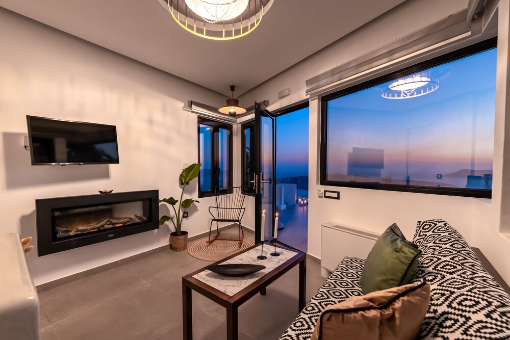 Day Dream Luxury Suites 59/81