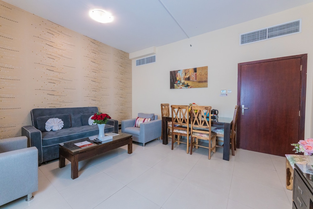 Ewan Tower Hotel Apartments 33/50