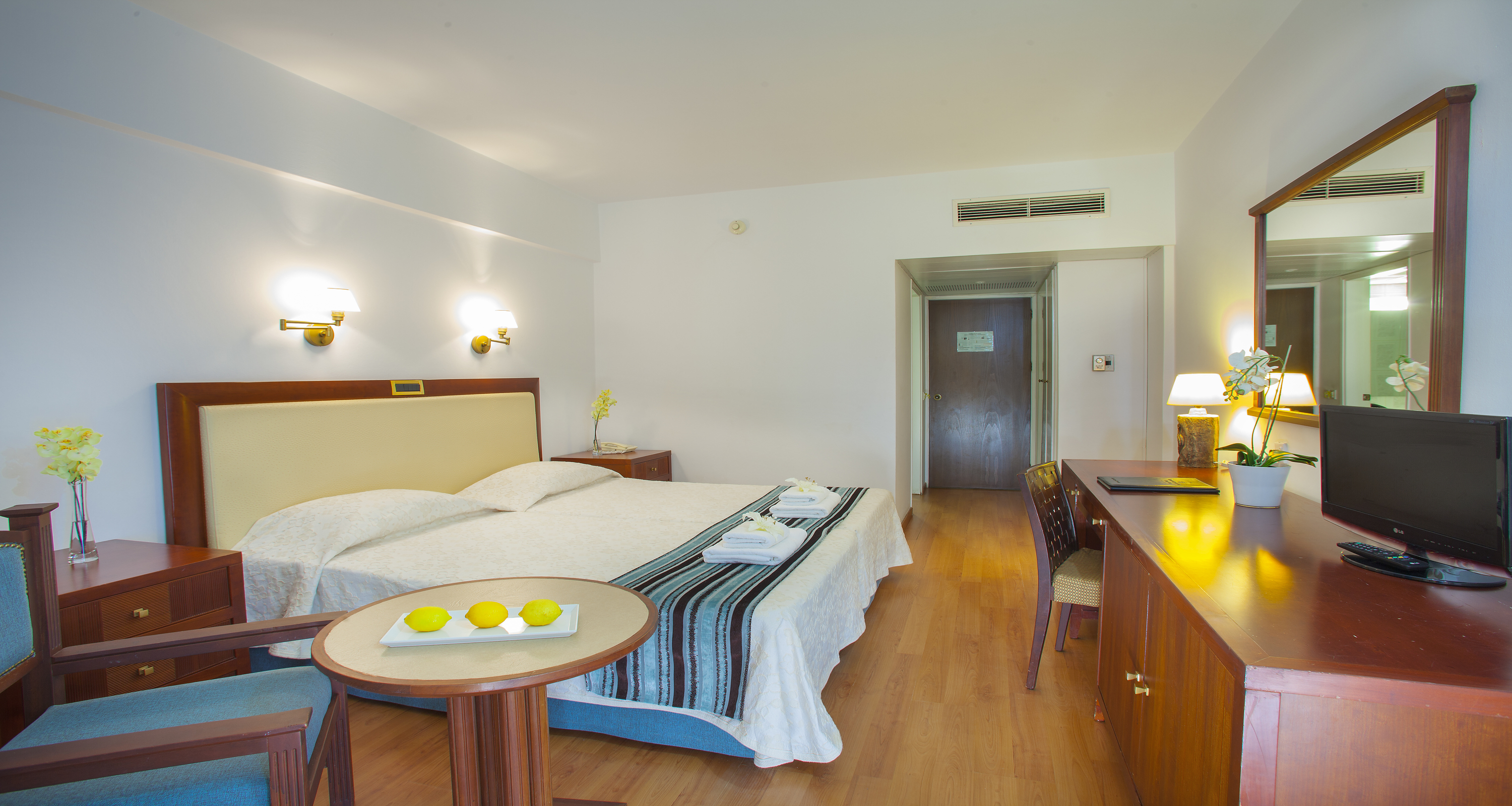 Room, Double Bed, Land View
