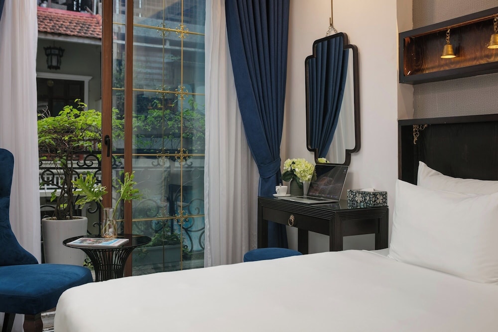 Carillon Boutique Hotel 16/30