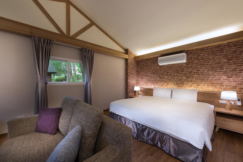 CABIN, DOUBLE OR TWIN BED
