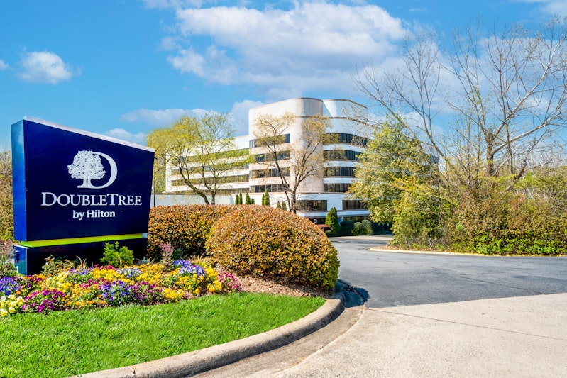 DoubleTree by Hilton South Charlotte Tyvola 50/54