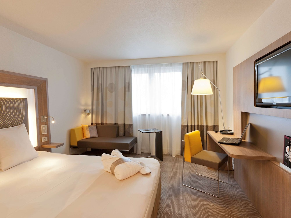 NOVOTEL RENNES ALMA 36/74