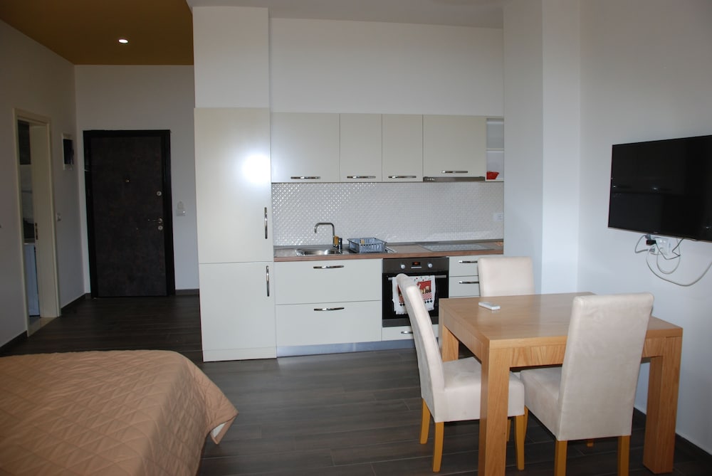 Sunrise Luxury Apartment 40/50
