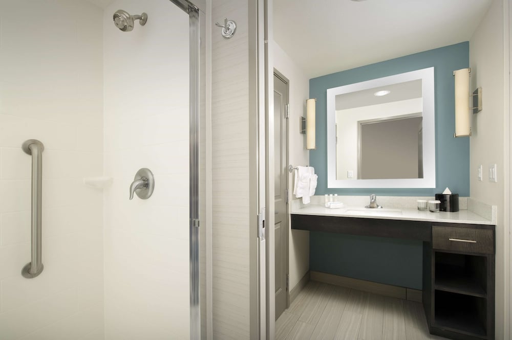 HOMEWOOD SUITES BY HILTON METAIRIE NEW ORLEANS 12/50