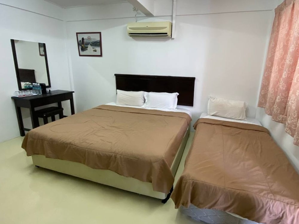 Hotel & Chalet Sportfishing Pnk Teluk Bahang 30/54