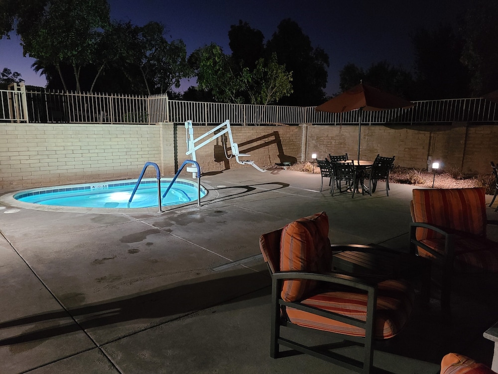 GetAways at San Diego Country Estates 22/50