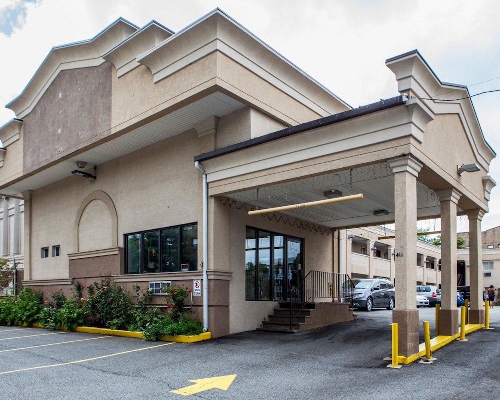 Rodeway Inn Paterson 1/28