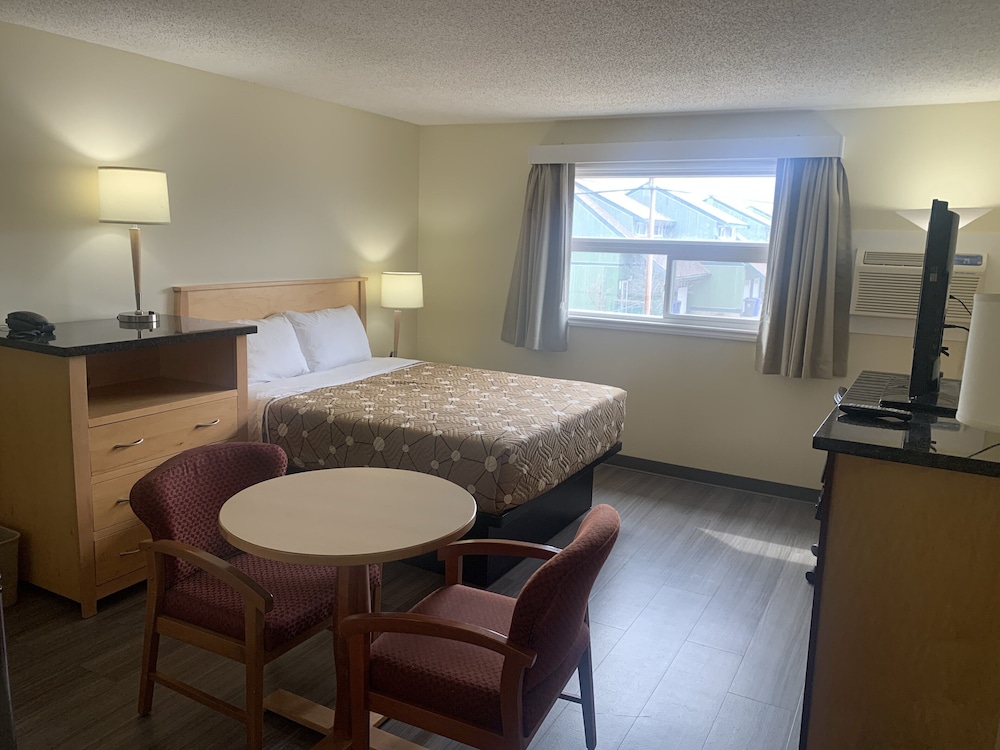 Fort St. John Motor Inn 13/50