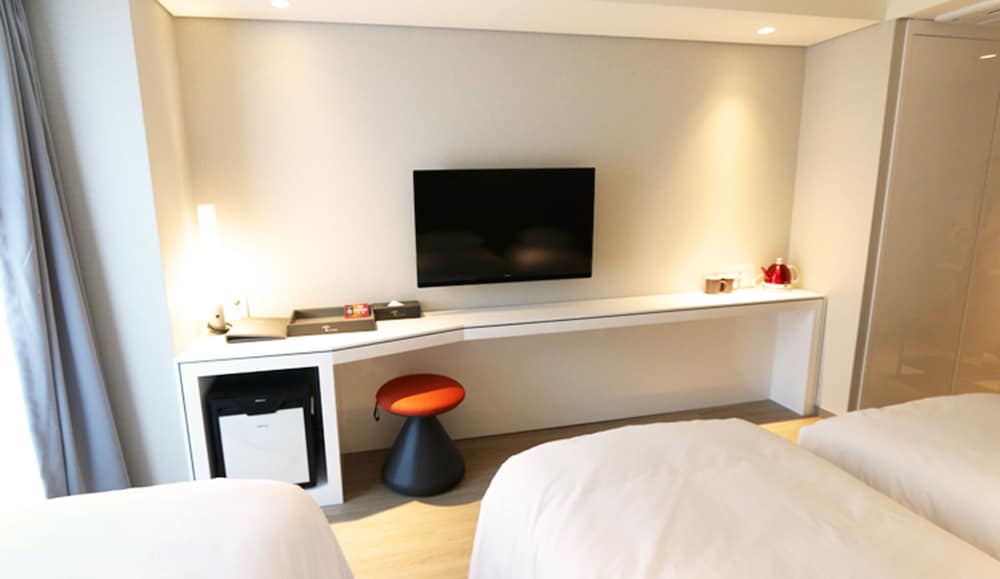 Hotel Thomas Myeongdong 24/57