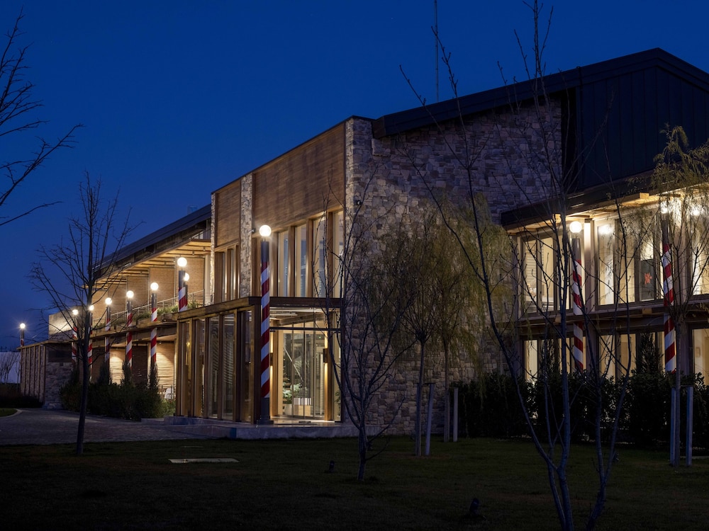 Inemare Hotel 4/49