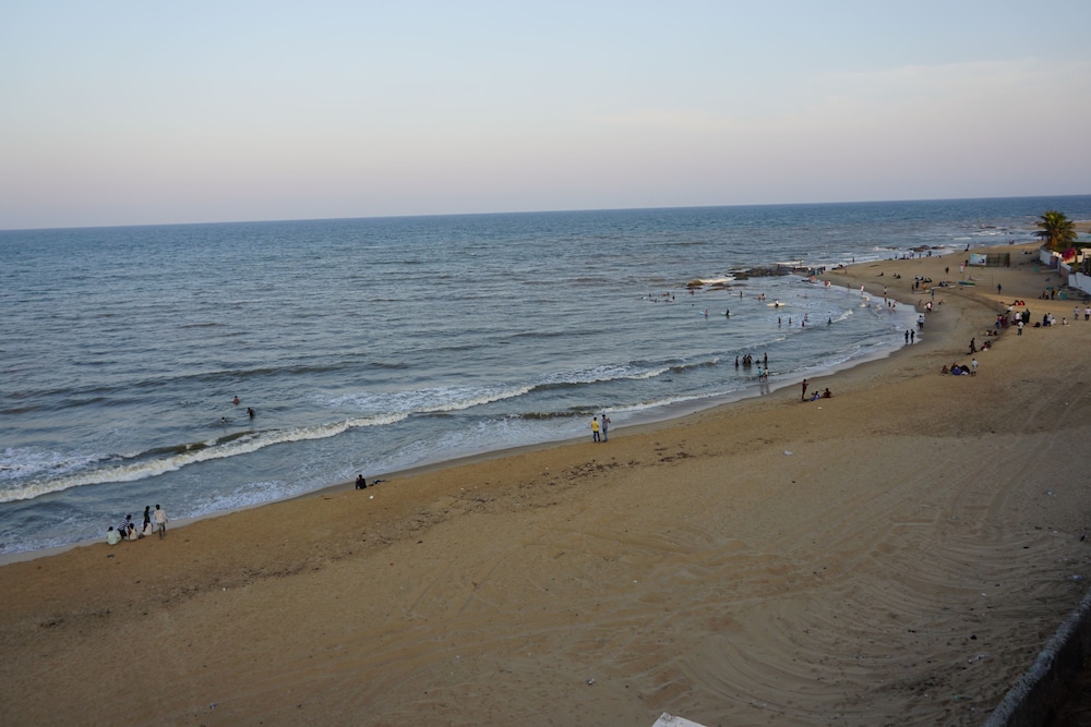 Sea La Vie Covelong Beach Resort 35/50