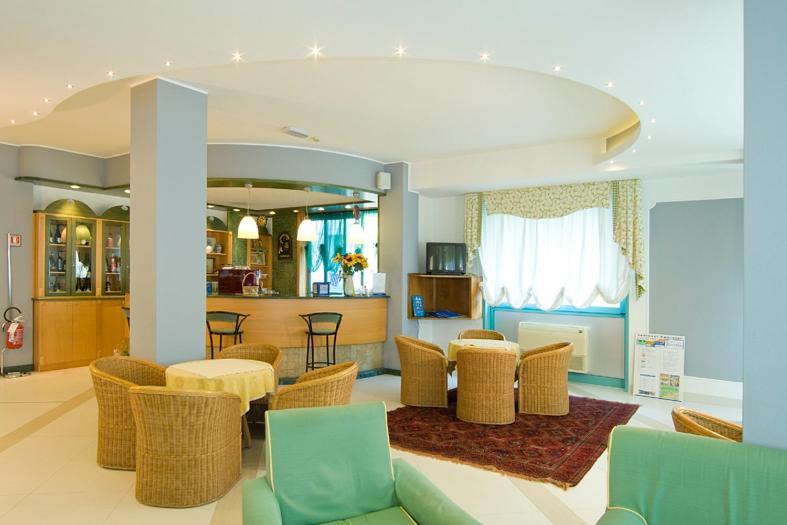 Hotel Bolivar 11/24