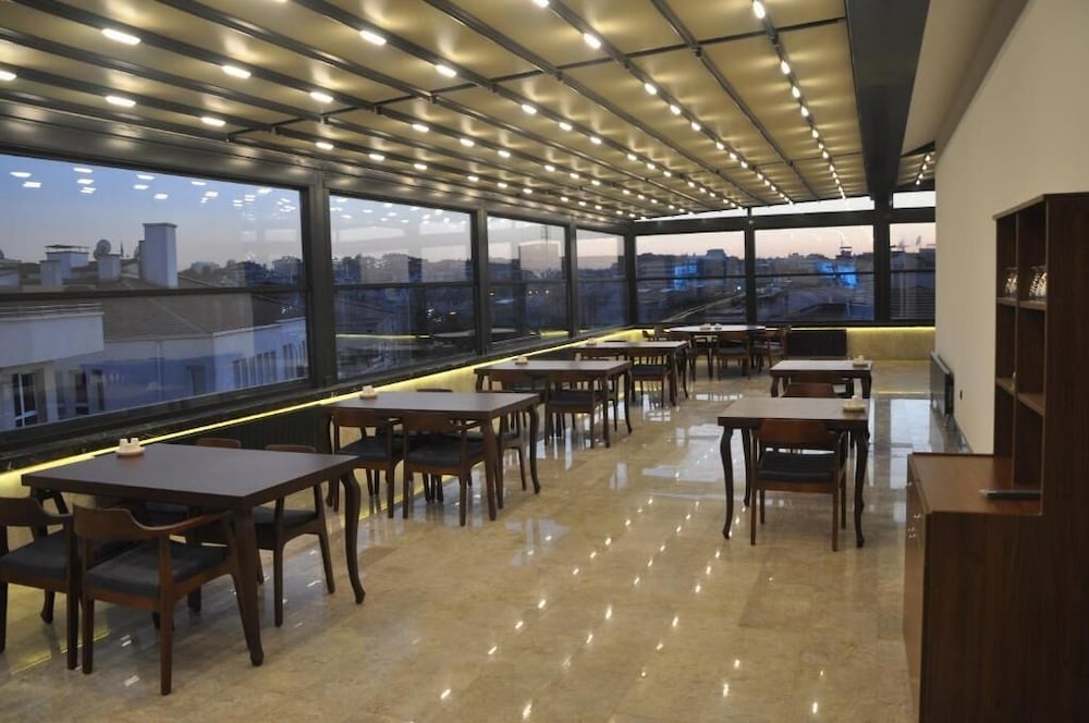 Golaz Suit Otel 38/43