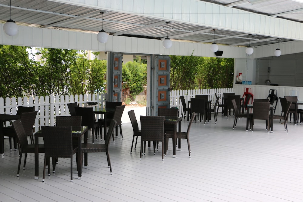 RedDoorz I-Talay Resort 32/49