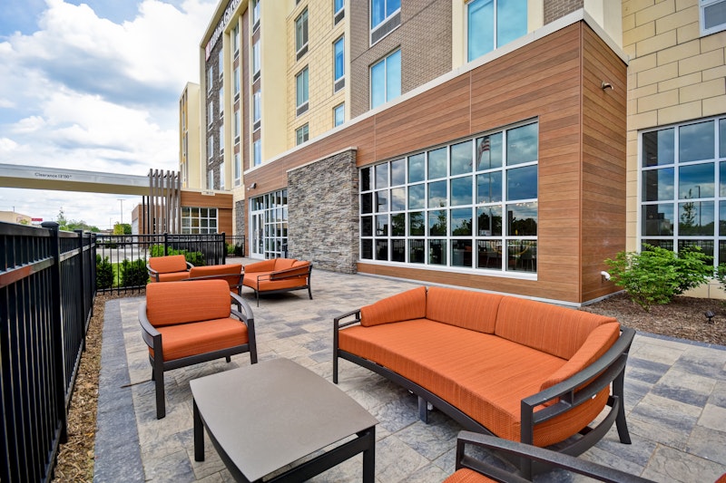 Hilton Garden Inn Lansing West 8/17