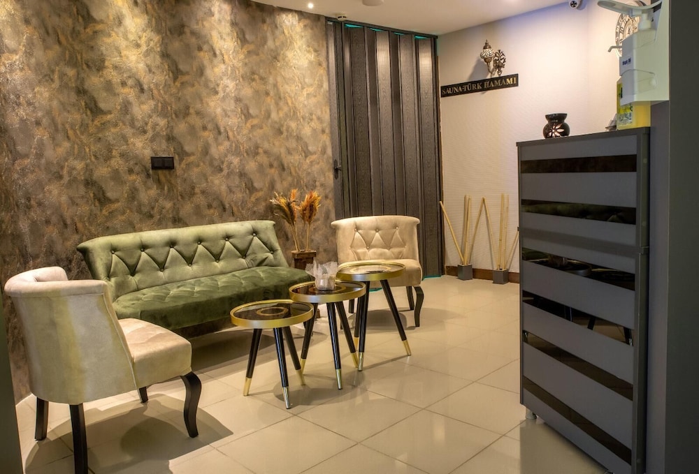 Adiamond Hotel 30/44