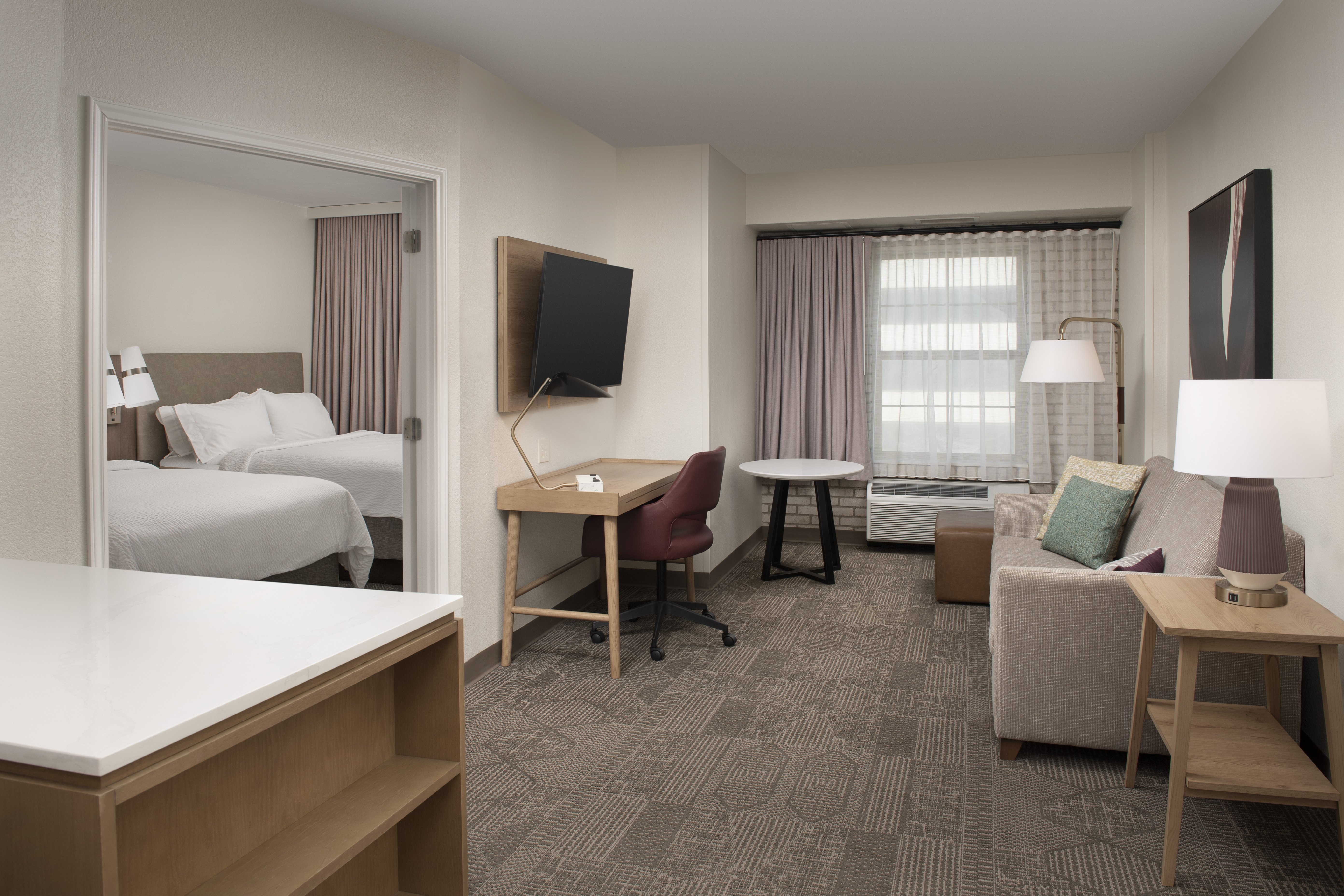 2 Bedrooms, Suite, 1 King and 2 Queen Beds