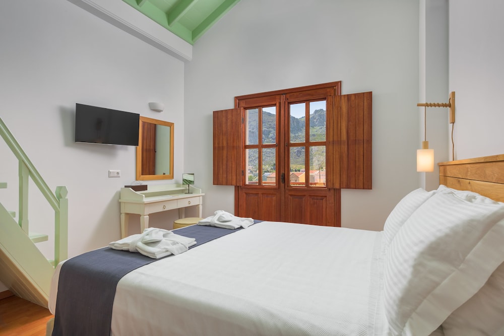 Family, Apartment, Queen and Twin Beds, Sea View