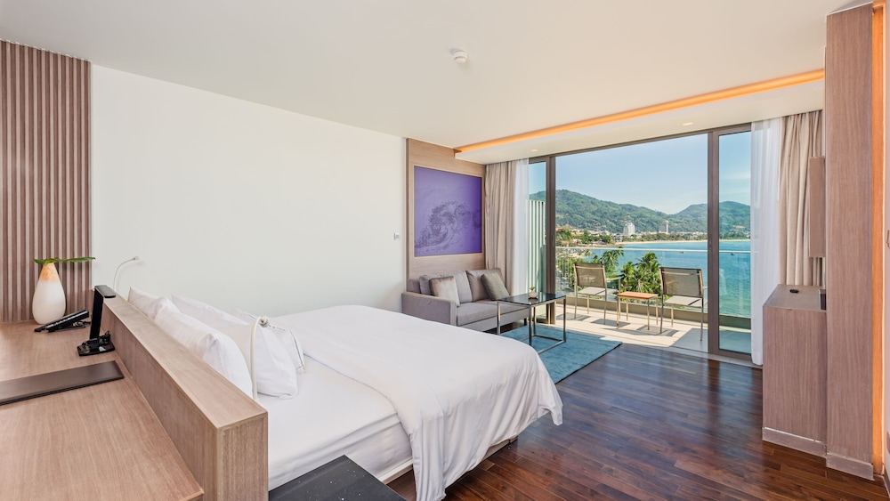 Oceanfront Beach Resort And Spa 14/50