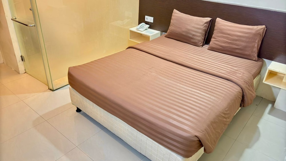 SUPERIOR, DOUBLE BED