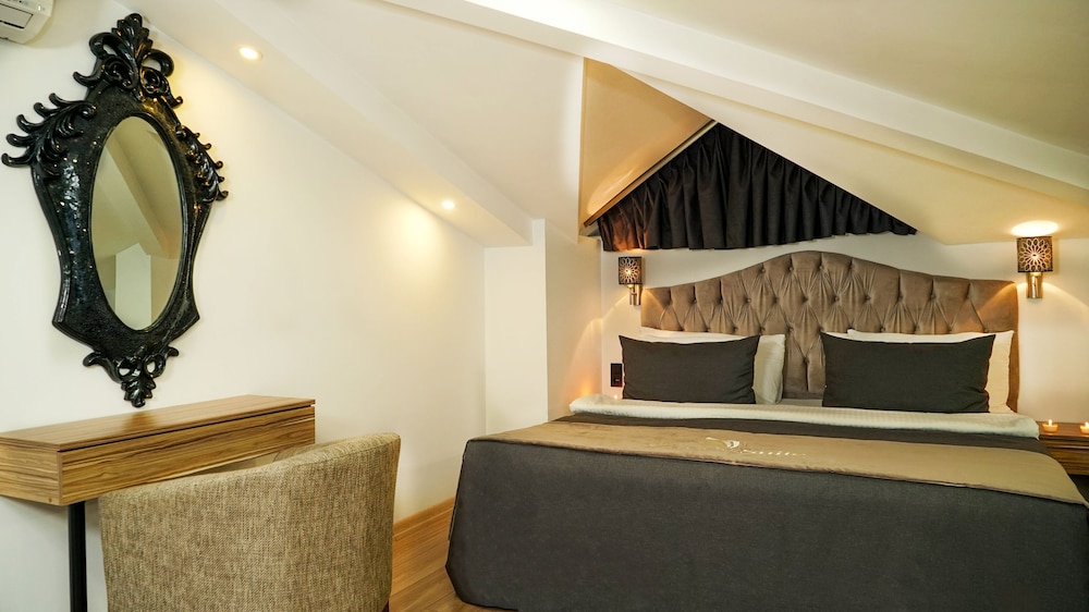Hotel the Marions Suite 33/85