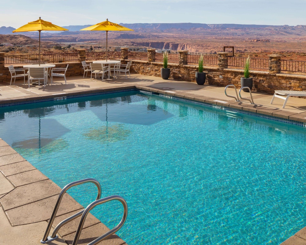 Hyatt Place Page/Lake Powell 26/64
