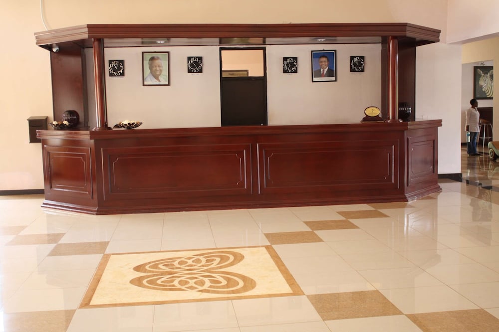 Nashera Hotel 4/42