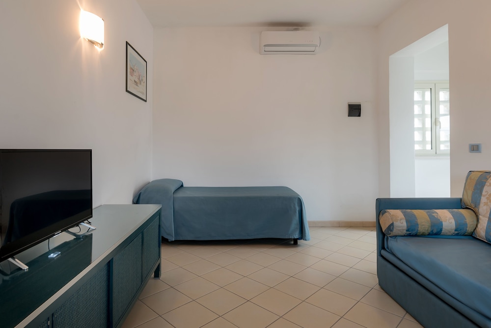 MARITALIA HOTEL CLUB VILLAGE 27/67