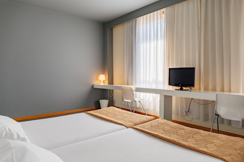 Basic Hotel Braga By Axis 13/69