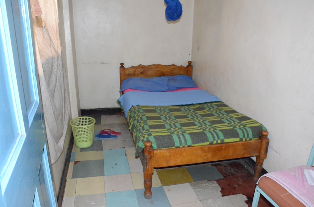 Nairobi Kitale Hotel 9/22