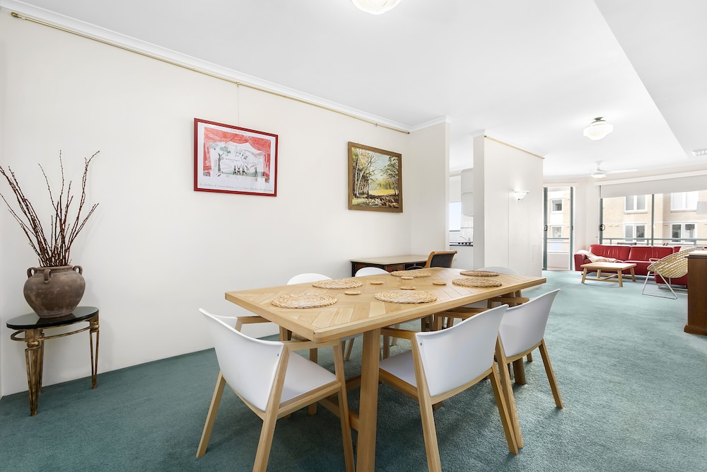 AEA THE COOGEE VIEW SERVICED APARTMENTS 66/82