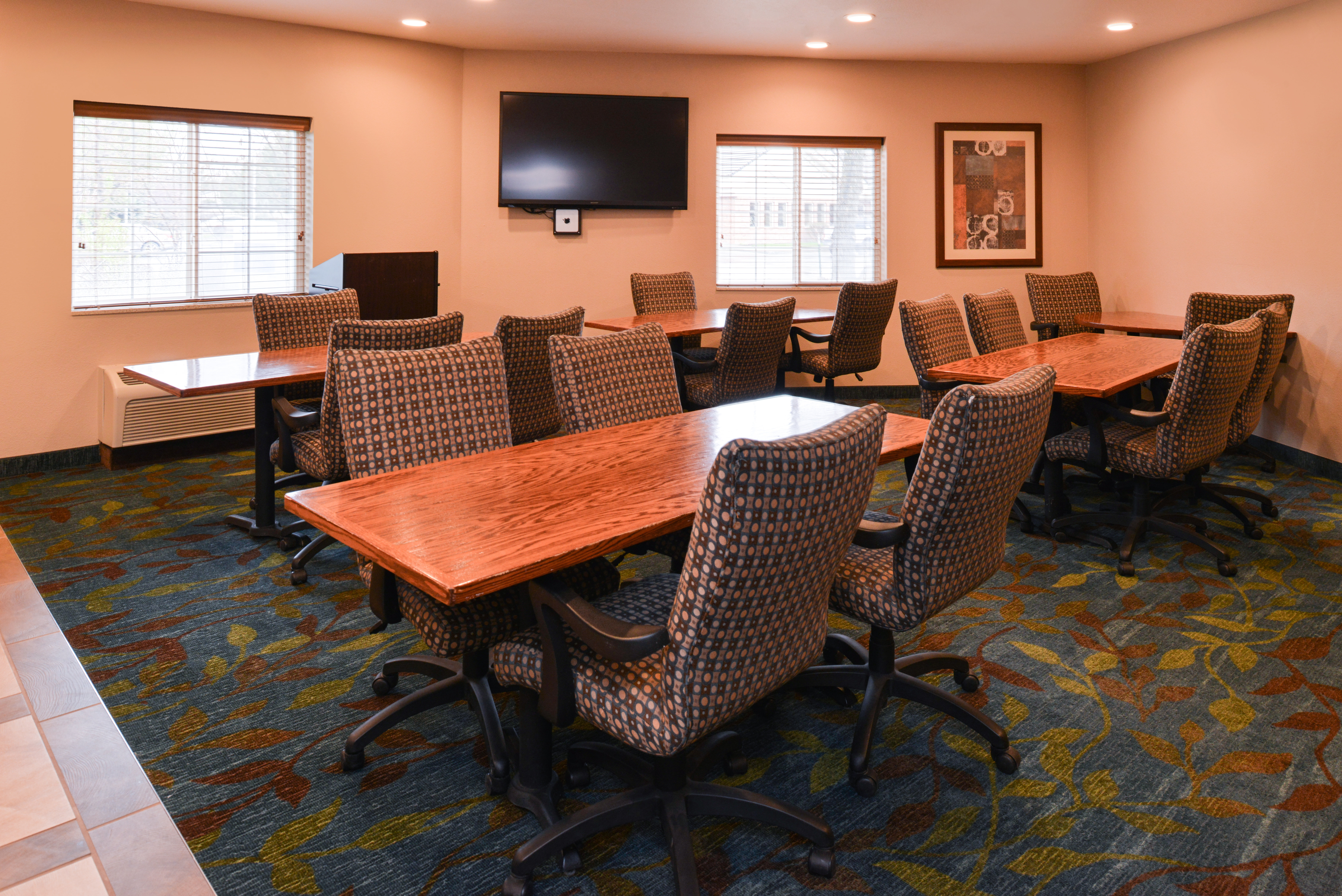 Candlewood Suites Boise Towne Square 43/47