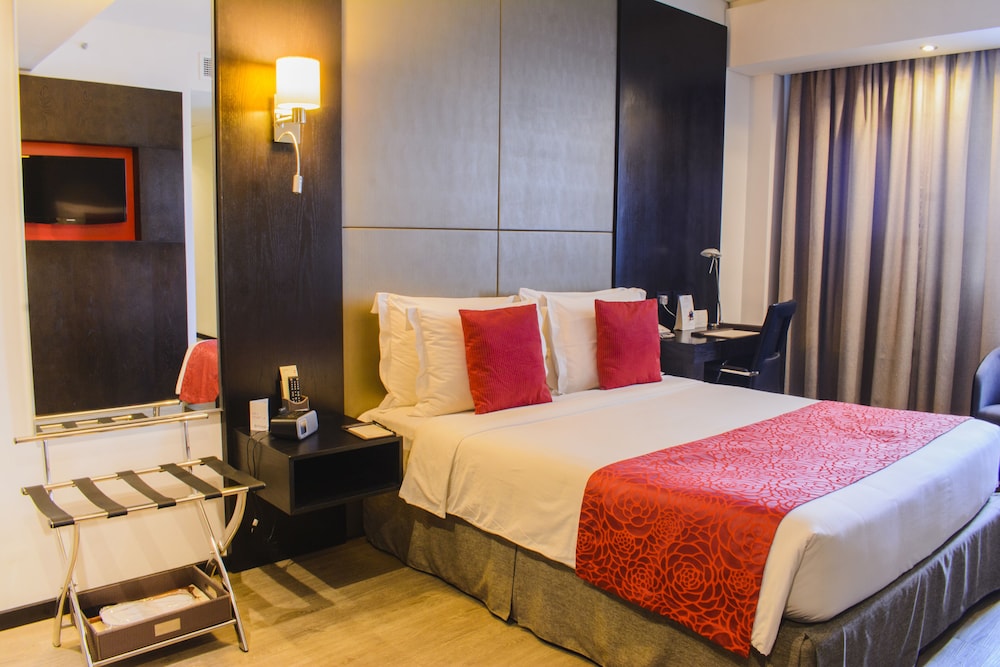 Onomo Hotel Dar es Salaam 8/30